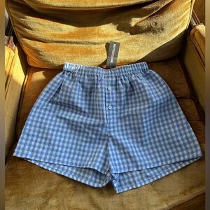 PrettyLittleThing blue and white check gingham shorts ✨ size 2 new with tags